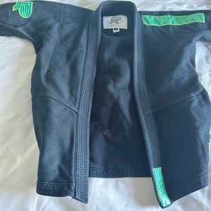 Albino and Preto Gi. Size A1